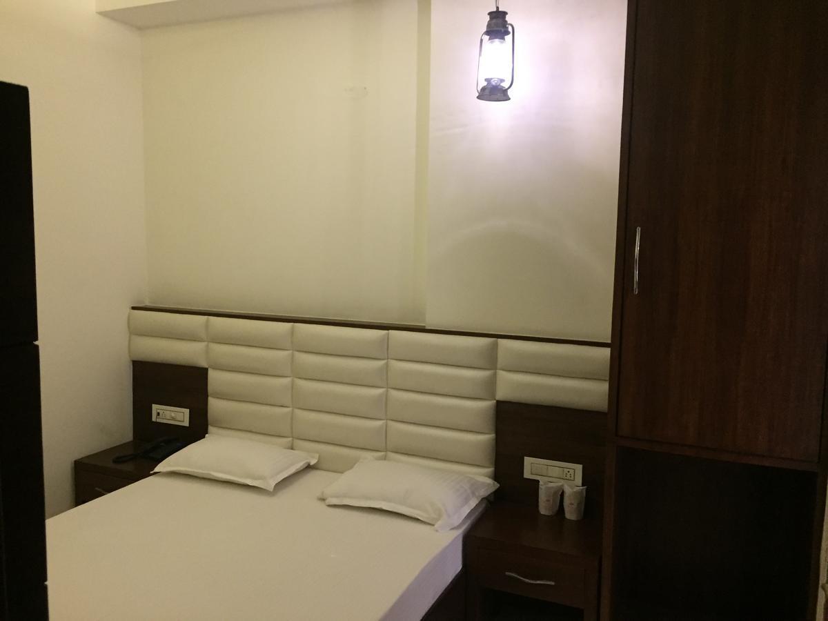 Hotel Lotus Grand Akm Kālka Exterior foto